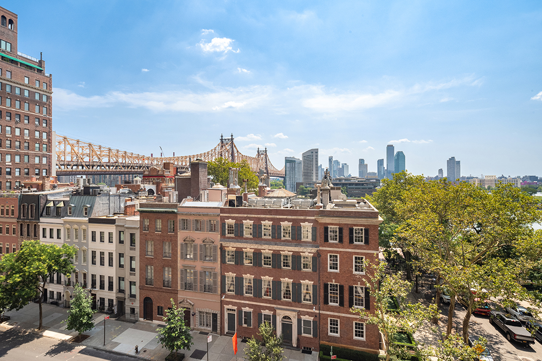 Longtime Manhattan Home Of Jfks Youngest Sister Hits The Market For 5 1m F