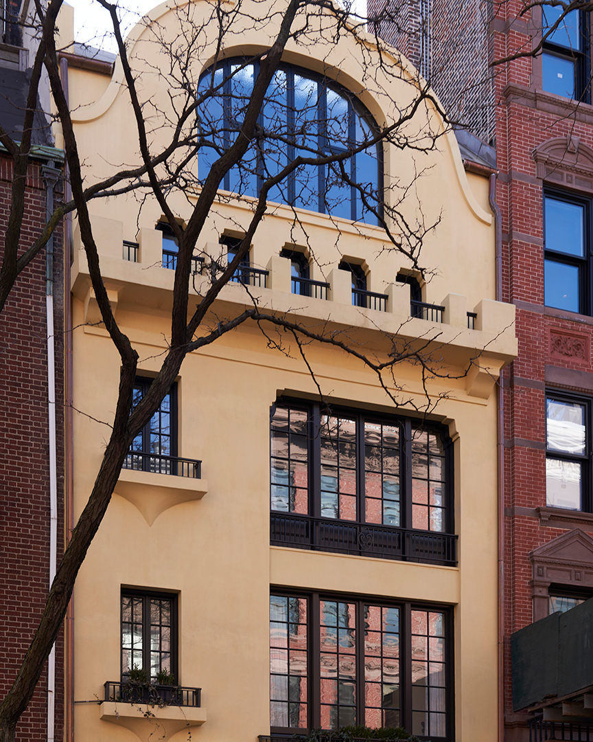 Design Powerhouses Cortney And Robert Novogratz List Their Whimsical Waverly Place Palace L