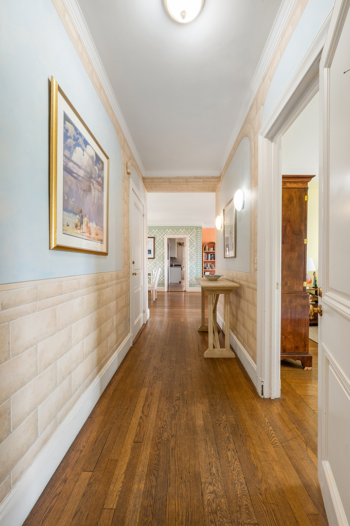 Longtime Manhattan Home Of Jfks Youngest Sister Hits The Market For 5 1m L