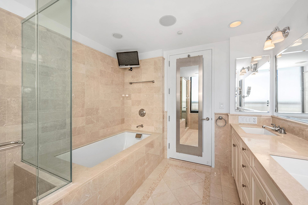 Former Yankees Star Bernie Williams Puts White Plains Condo On The Market Hh