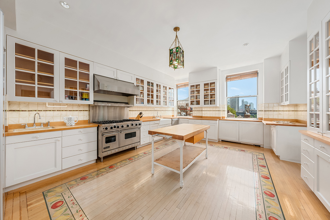 Longtime Manhattan Home Of Jfks Youngest Sister Hits The Market For 5 1m C