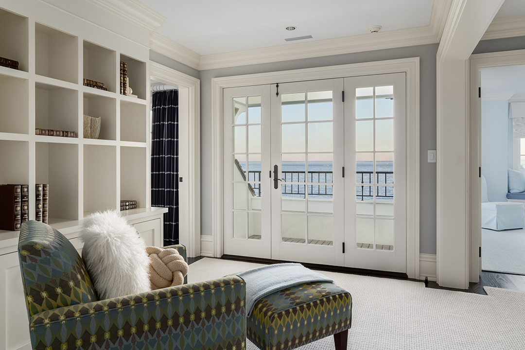 An Elegant Darien Manor On The Coast Lists For 12m 11 Pratt Island 77 Web