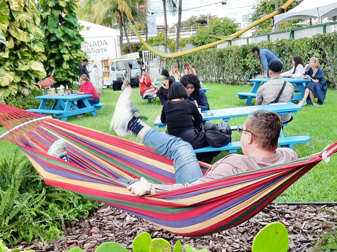 66 Relaxing On The Nada Grounds