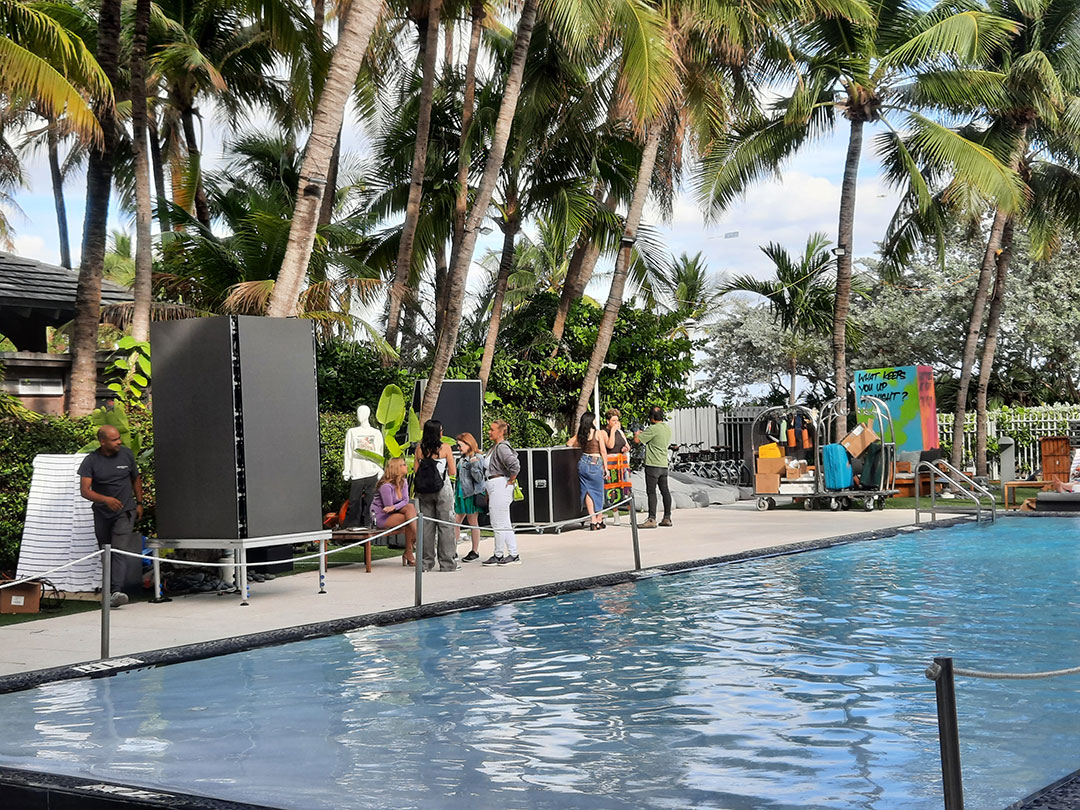 84 Poolside Exhibits At The Sagamore Miamis Original Art Hotel