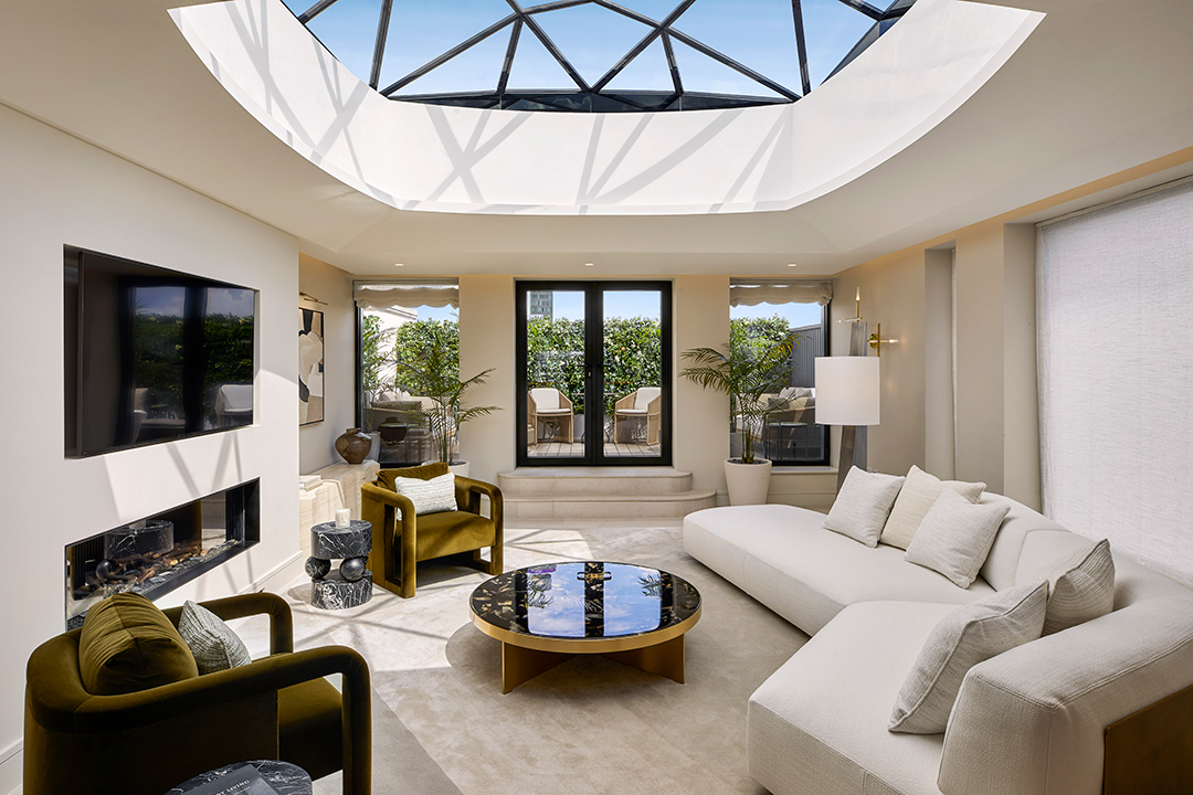 Chairman Of A Uk Football Club Lists London Mansion For Nearly 100m Dd 33p 335