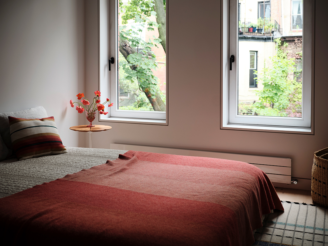 Inside A Ravishing Revamped 1870s Carriage House In Brooklyn Asking 7 5m O