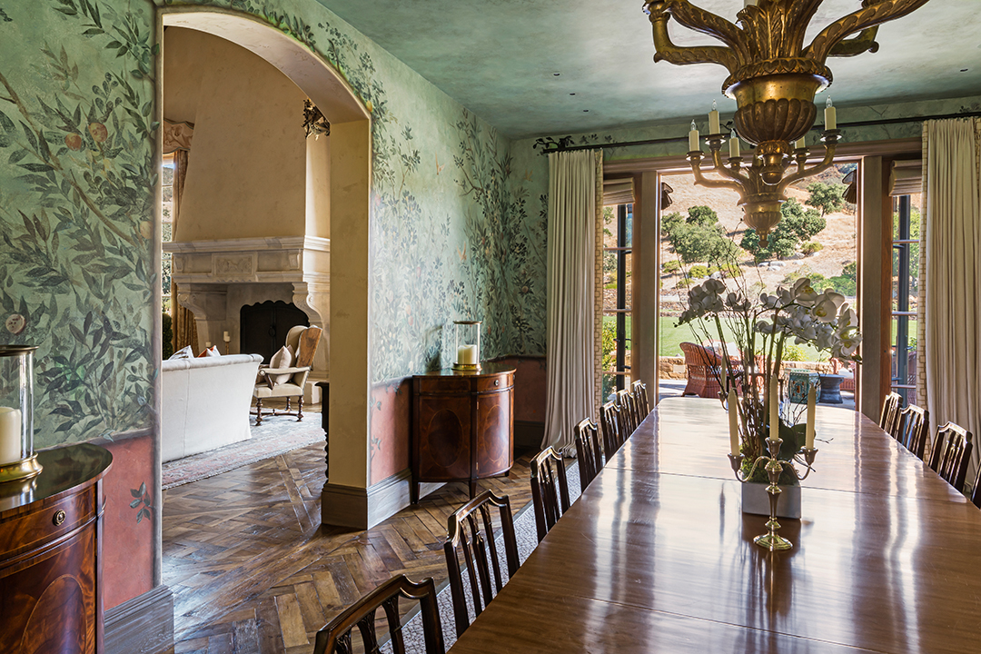 Inside A Tech Billionaires Former Bay Area Mansion Seeking 35m Dsc00015