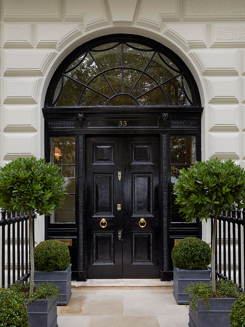 Chairman Of A Uk Football Club Lists London Mansion For Nearly 100m Dd 33p 0999