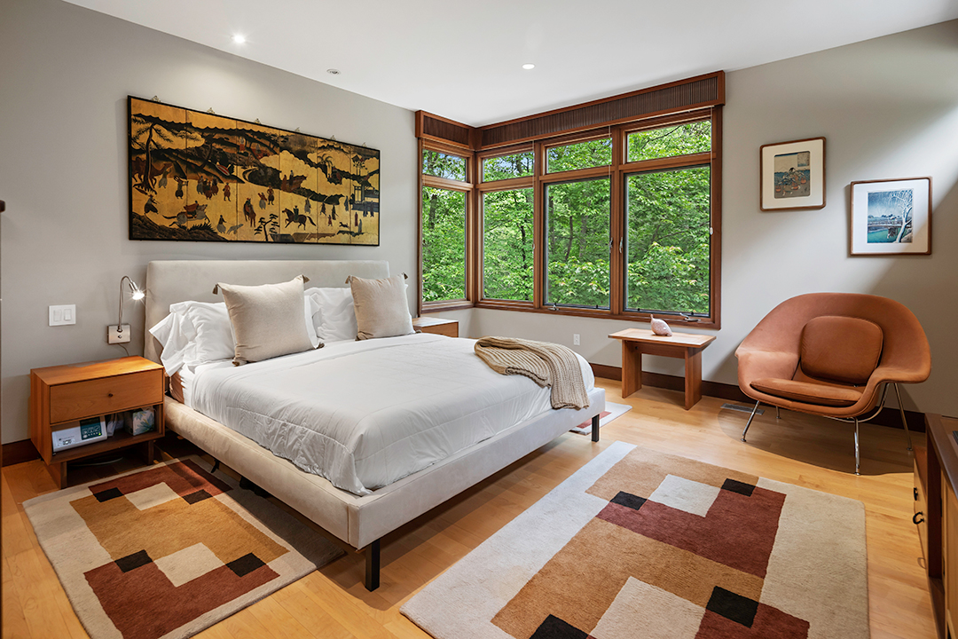 Explore A Prestigious New Canaan Modern Currently In Contract 20 Master Bedroom