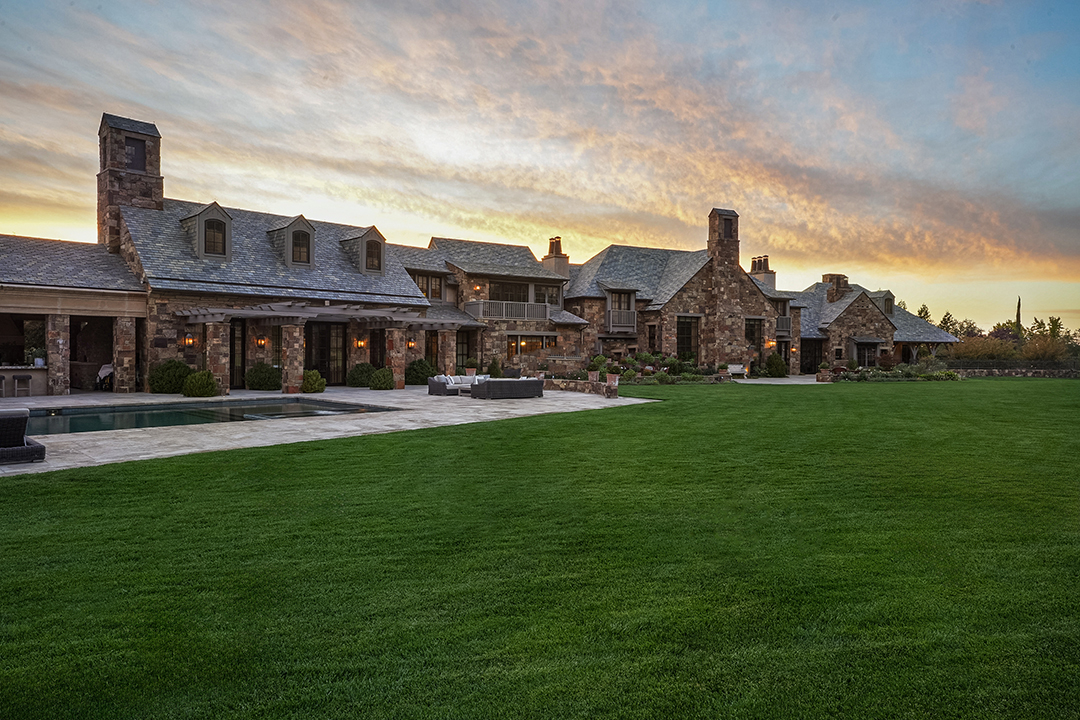 Inside A Tech Billionaires Former Bay Area Mansion Seeking 35m Dsc00021