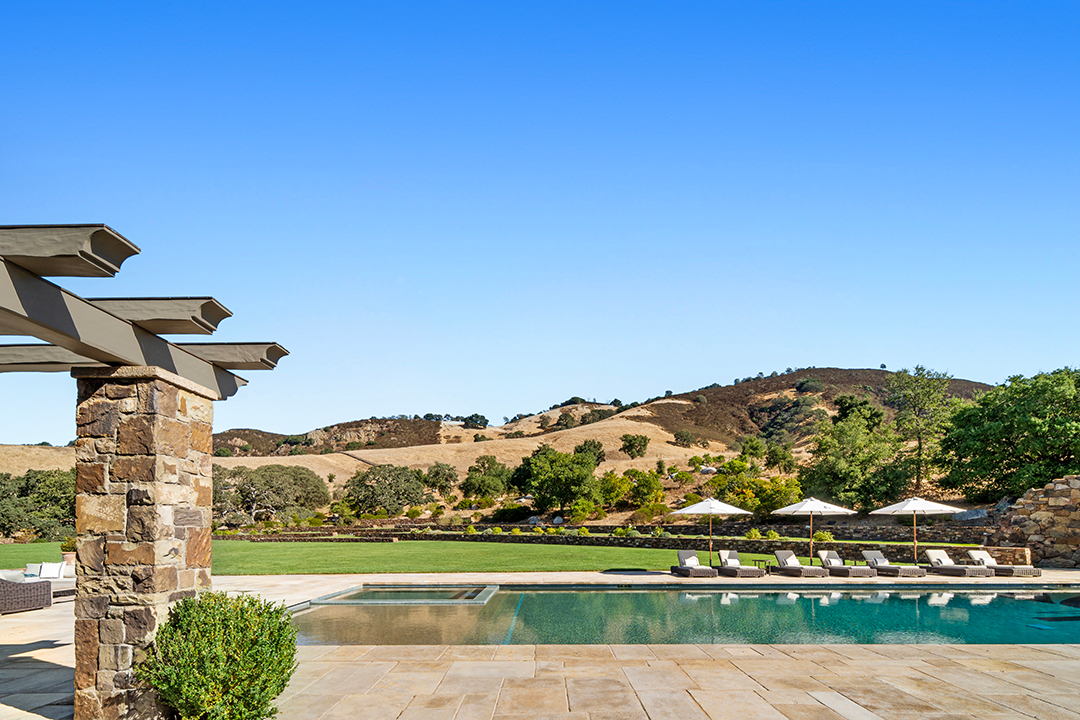 Inside A Tech Billionaires Former Bay Area Mansion Seeking 35m Dsc00006