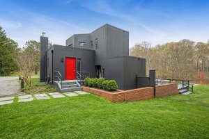 Designer Anthony Baratta’s Long Island Home Is Available to Rent This Summer