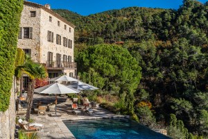 A South of France Villa Grace Kelly Often Enjoyed Relists with a Reduced Price