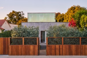 Actor Seann William Scott Wants $5M for His Unique Venice Beach Modern