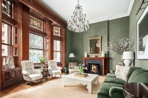 Oscar-Winning Actress Jessica Chastain Lists Her Ornate NYC Co-Op