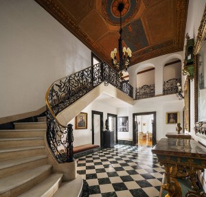An Italian Princess and Russian Prince’s Graceful, Longtime Upper East Side Home Goes Into Contract