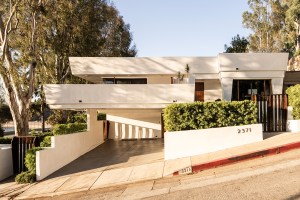An L.A. Architectural Treasure Designed by the Grandson of Frank Lloyd Wright Lists