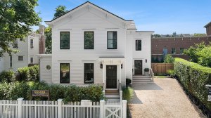 Prominent Design Duo Lists 19th-Century Sag Harbor Dwelling After Completely Restoring It