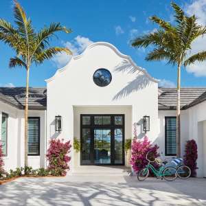 Explore an Airy South Florida Home With Interiors by Lynn Morgan