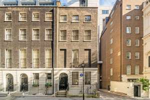 Author Herman Melville Found Inspiration for ‘Moby-Dick’ at This London Townhouse Listed for £9M