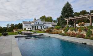 Tour a Woodbury Home, Reimagined to Embrace Family and the Landscape