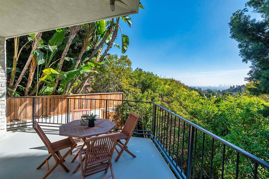Dining corner on quiet outdoor balcony
