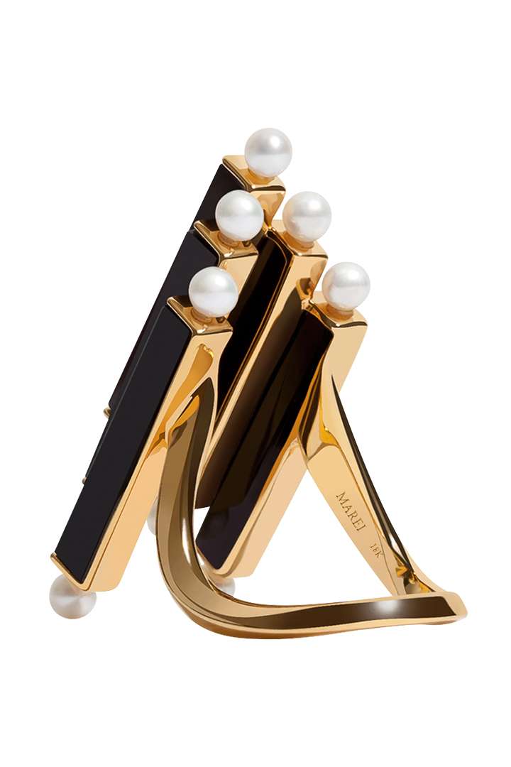 Invidia black onyx column and pearl ring in 18k gold.