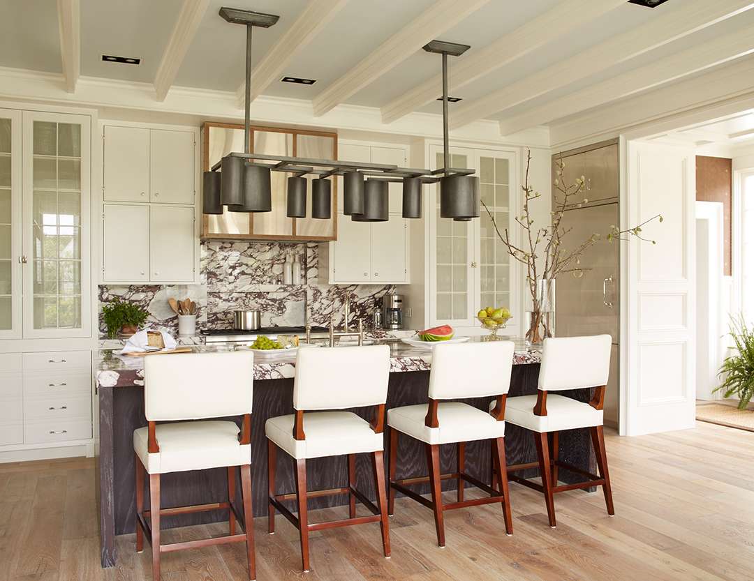 Sophisticated Hampton kitchen