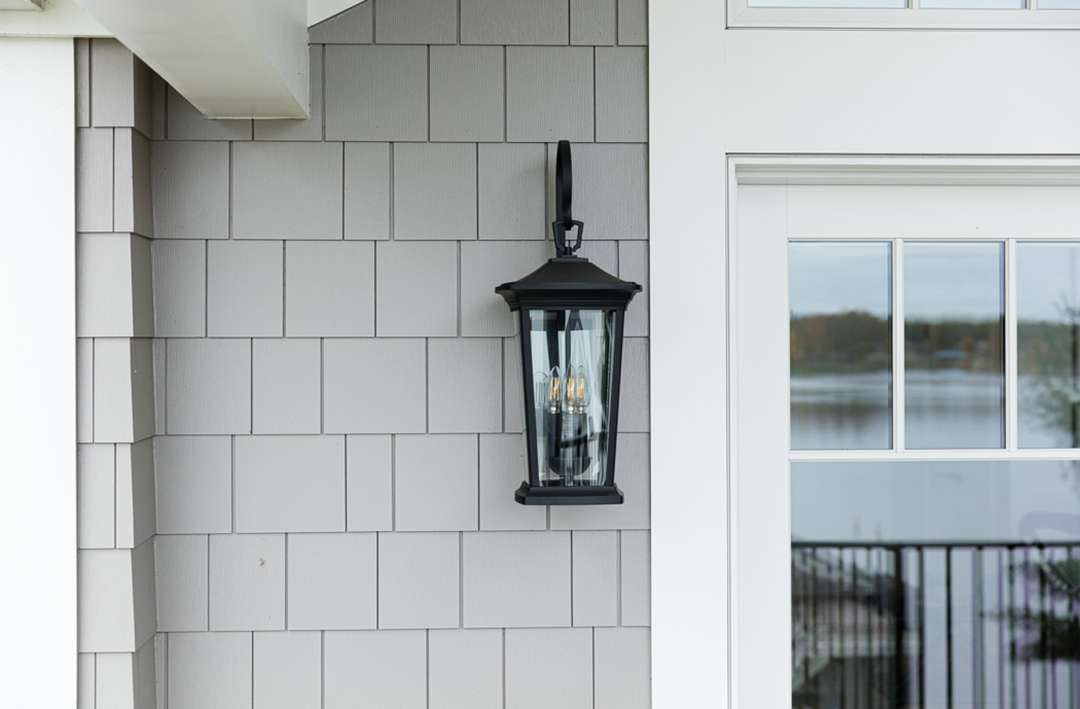 Coastal house with gray shingles