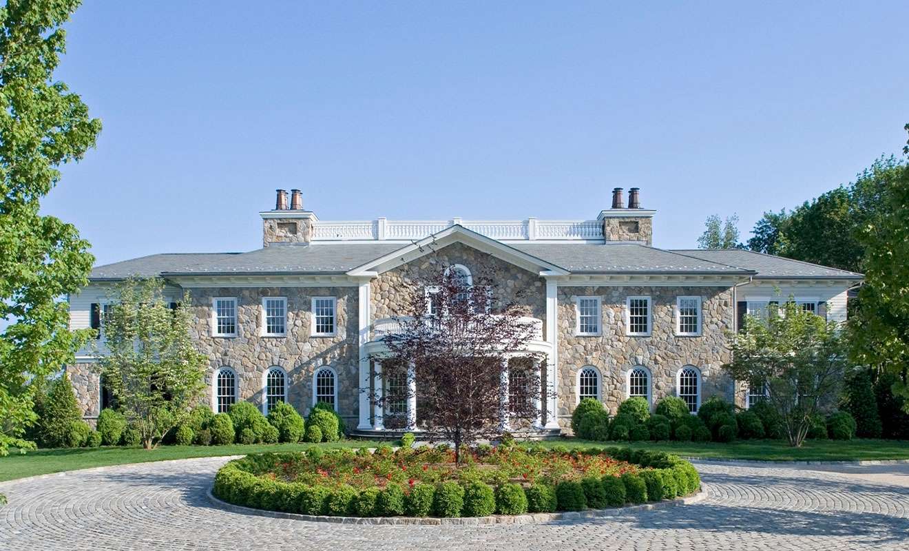 The Story Behind One of the Mansions on ‘Your Friends & Neighbors’