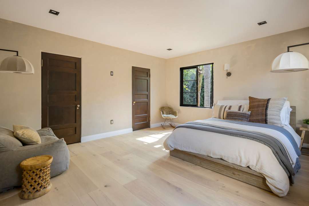 Bob Barker Former LA Home Bedroom