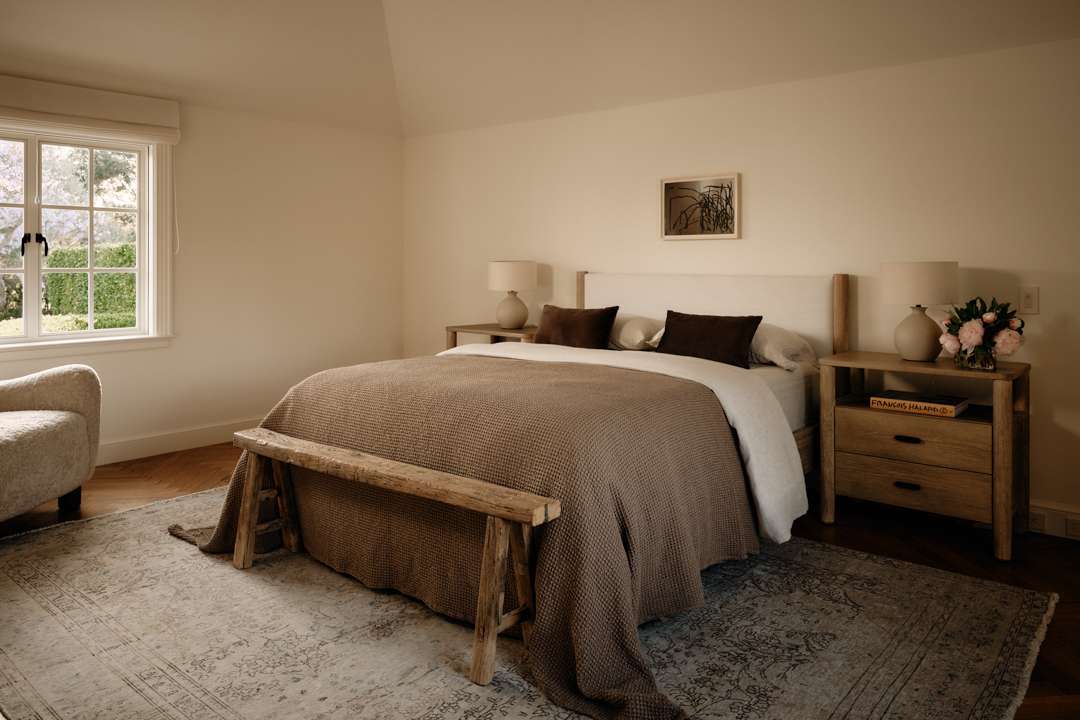 Beverly Hills home's bedroom