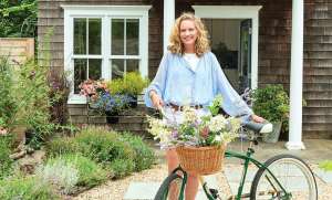 Meet the Florist Behind True Elizabeth Flowers