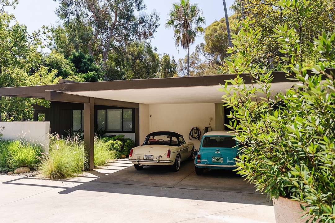 Richard Neutra’s Only Case Study Home Lists in the Pacific Palisades
