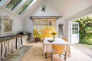 Discover a 100-Year-Old Amagansett Lanes Dwelling Listed for the First Time in Three Decades