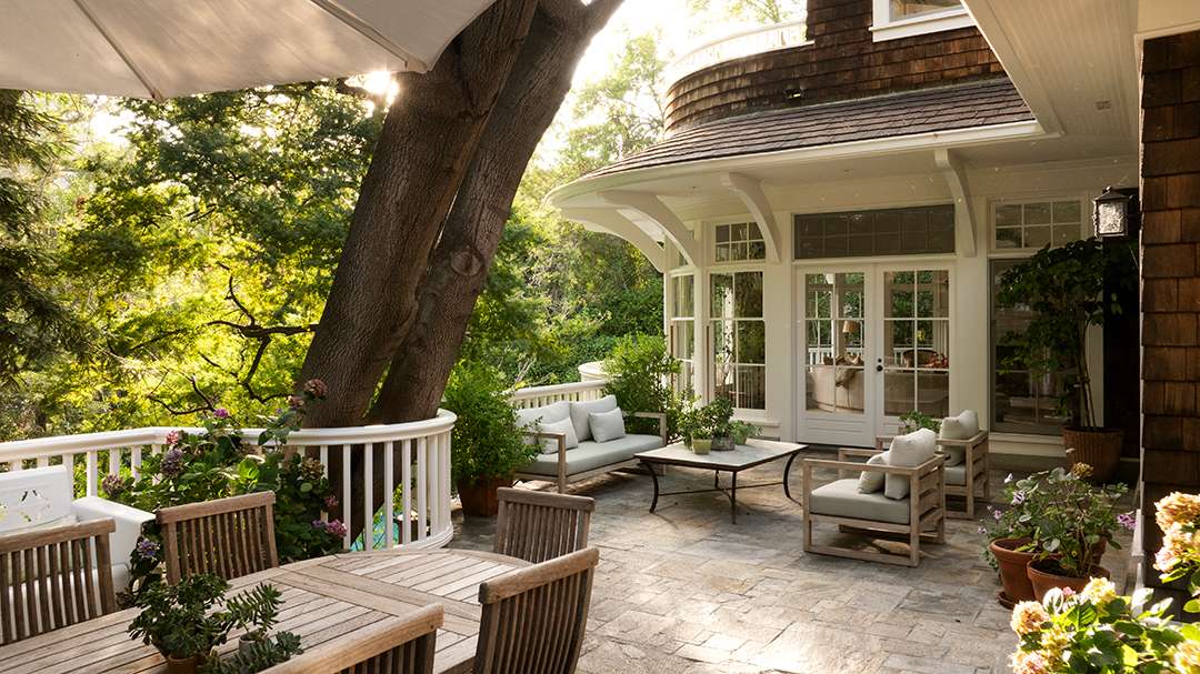 Late Hollywood Star Cloris Leachman Once Lived at This L.A. Address Newly Listed for $20M