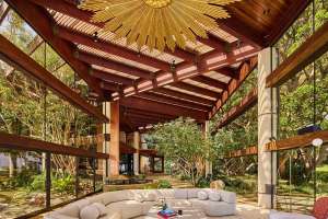 Late Night Legend Johnny Carson’s One-of-a-Kind Longtime Malibu Home Lists for $110M