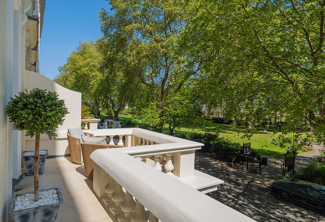 Crime Novelist Dorothy Sayers Once Lived and Wrote at This Grand London Home Listed for $13.3M