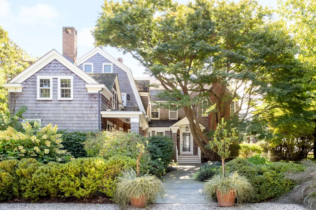 Barbara Gladstone’s Beachfront North Fork Home Just Sold and Set a New Record