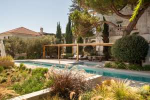 Tour an Airy Oceanfront Villa Priced at €10M in the Country Awarded 2025’s Best Destination in Europe