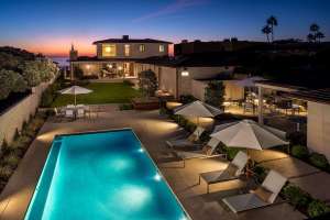 This Modern Beach Compound Is Now the Most Expensive Home Ever Sold in San Diego County