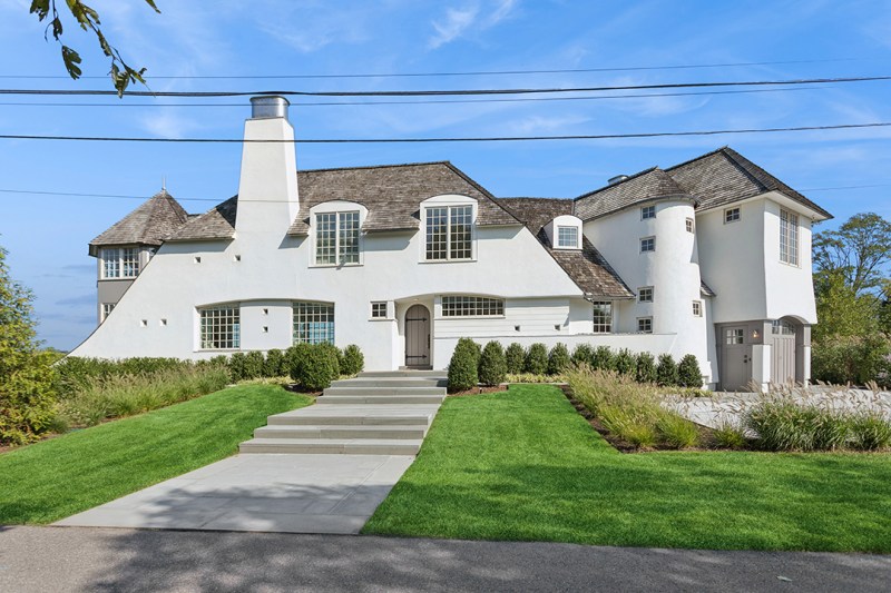 Peek Inside a French Coastal-Style Stunner at Compo Beach Seeking $4.5M
