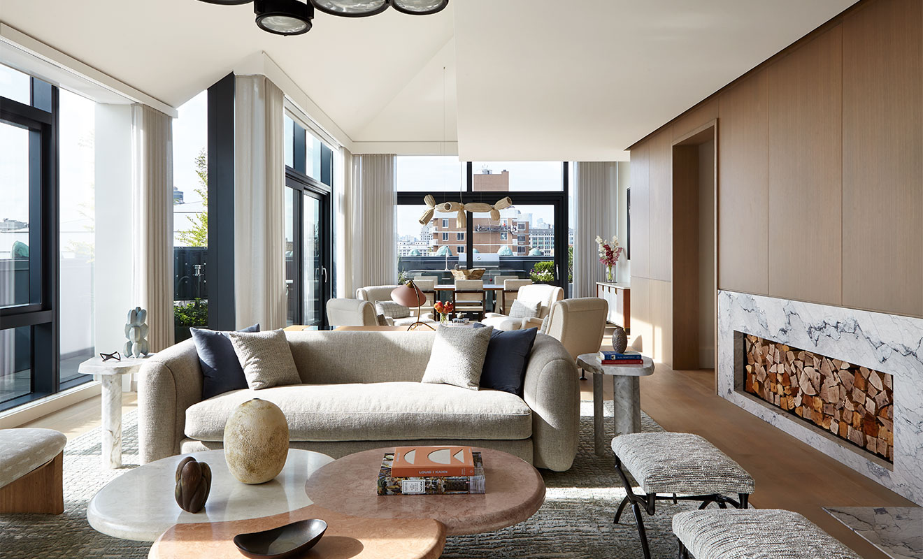 Inside a Polished, Light-Filled Manhattan Apartment