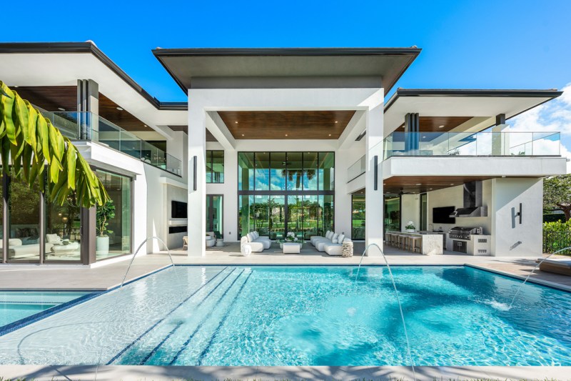 Actor Kevin James Scoops Up a Glamorous Boca Raton Manse for Upwards of $17M