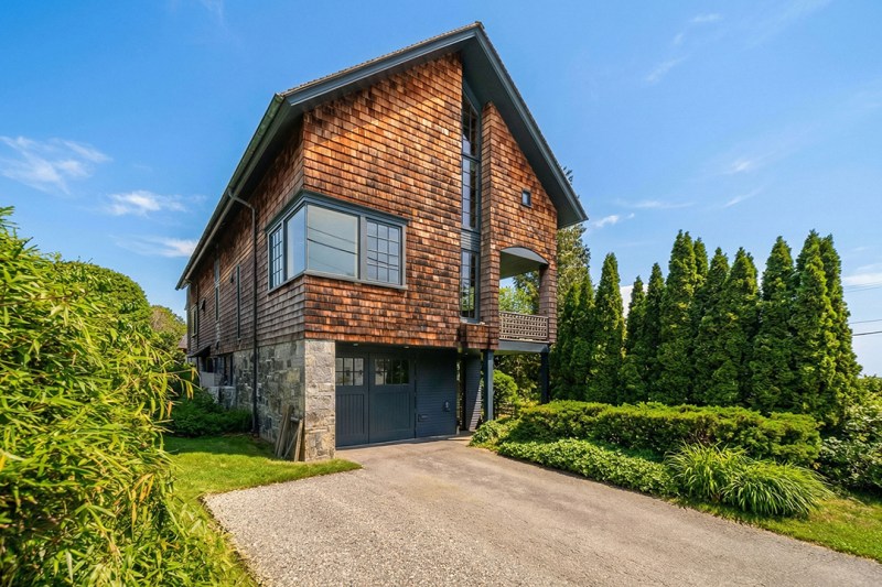 Inside a Coastal Connecticut Haven Designed by Architect Robert Page and Seeking $2.5M