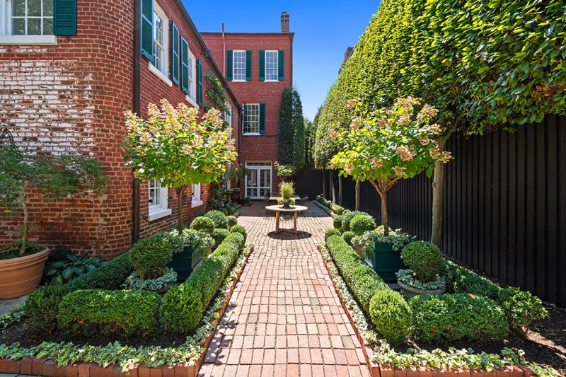 JFK and Jackie's Graceful Former Washington D.C. Home Just Sold for $6.1M