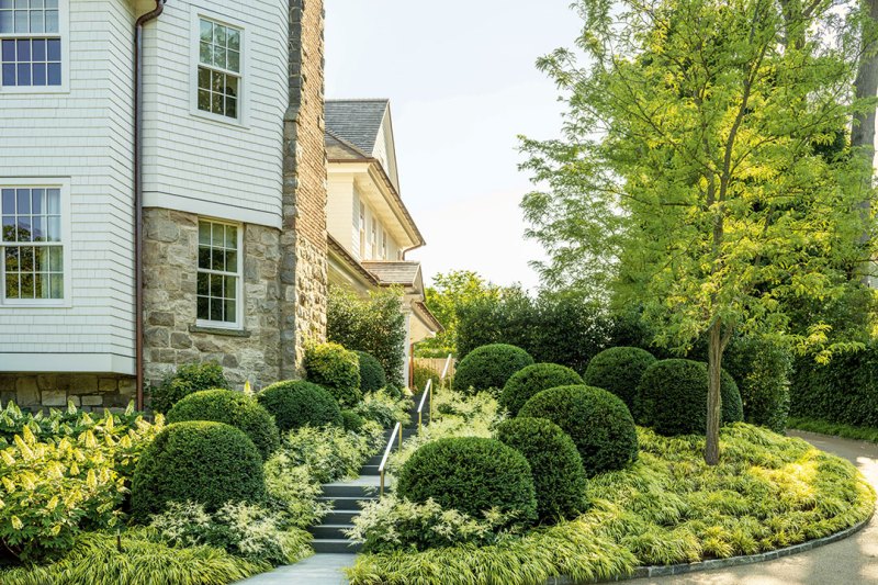 A Home in Harmony With Its Landscape