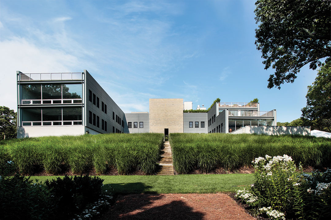 NOMAD Reimagines the Art Fair Experience in the Hamptons