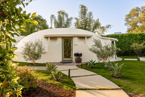 Architect Wallace Neff’s Last Surviving ‘Bubble House’ in the U.S. Is Up for Sale