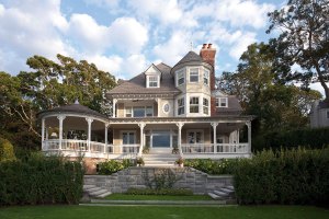 Tour This Reimagined Victorian Shelter Island Home